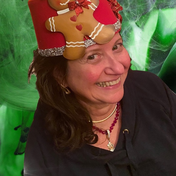 Gingerbread for your Head 🥰metal girl ready to celebrate jingle Bells too FUN🎩 - Picture 6 of 8